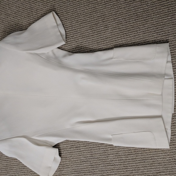 Eva Chun White Blazer - Picture 5 of 6